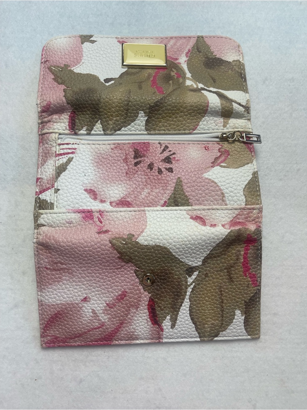 Guess Floral Camo Continental Wallet in Pink, White & Brown - Picture 2 of 7